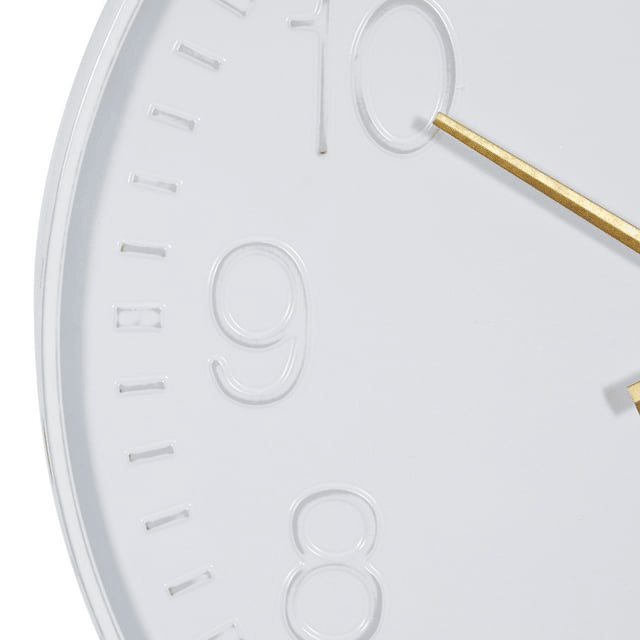 DecMode 24" White Metal Round Wall Clock