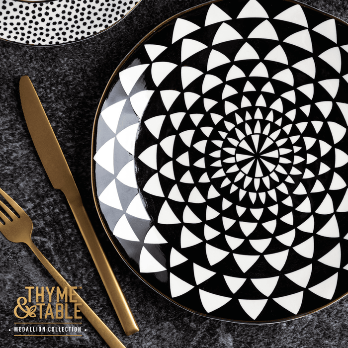 Thyme & Table Dinner Medallion, Black and White