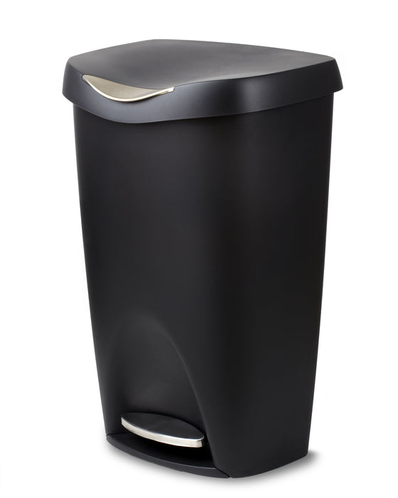 Umbra 13 gal Brim Plastic Step Soft Close Lid Kitchen Trash Can, Black