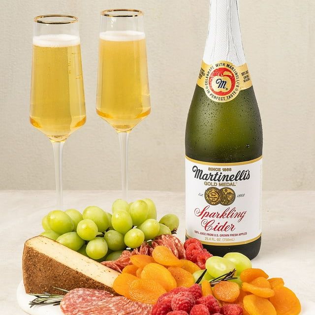 Martinelli's Gold Medal Sparkling Apple Cider with 100% Pure Juice, 25.4 fl oz