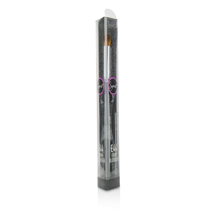 SIGMA BEAUTY - E44 Firm Blender Brush 013340 -